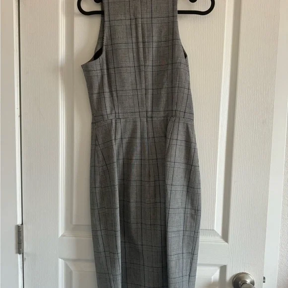 BR FITTED WORK DRESS - Picture 5 of 7